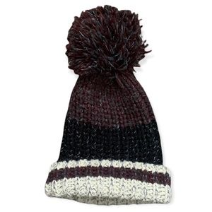 ♡ HOST PICK ♡ ROOTS Chunky Cabin Pom Pom Toque